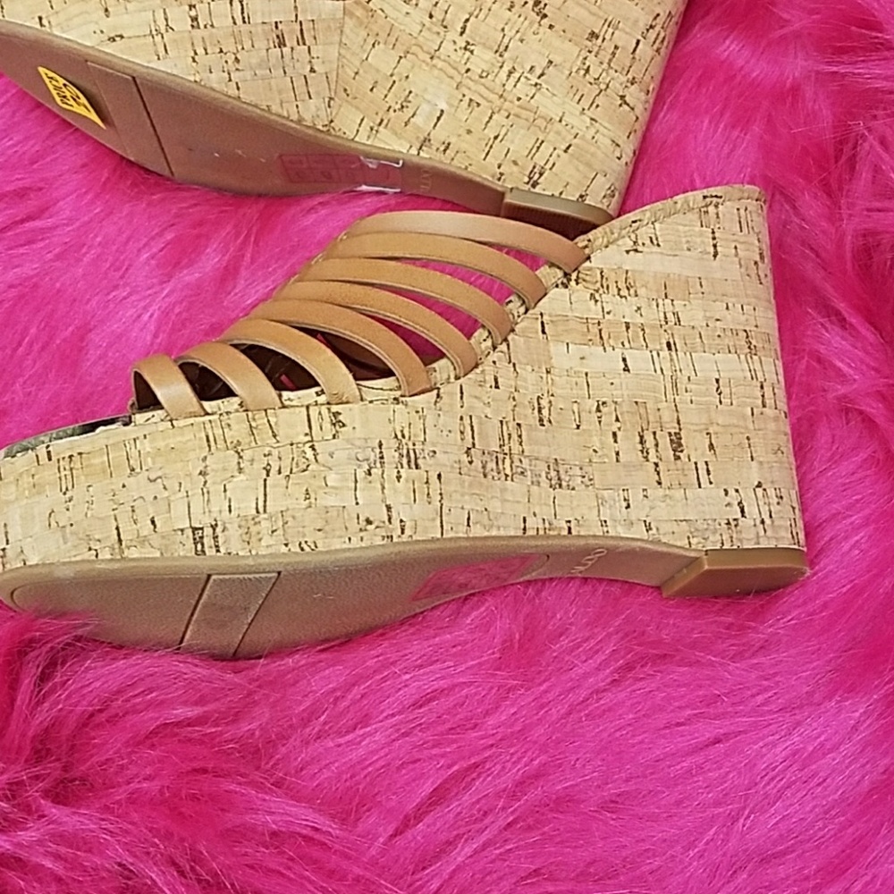 Wedges - Picture 4 of 5